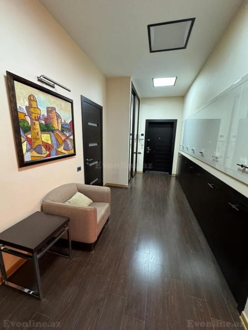 Satılır 3 otaqlı Mənzil Yeni tikili 141 m² 28 May m. - şəkil 8