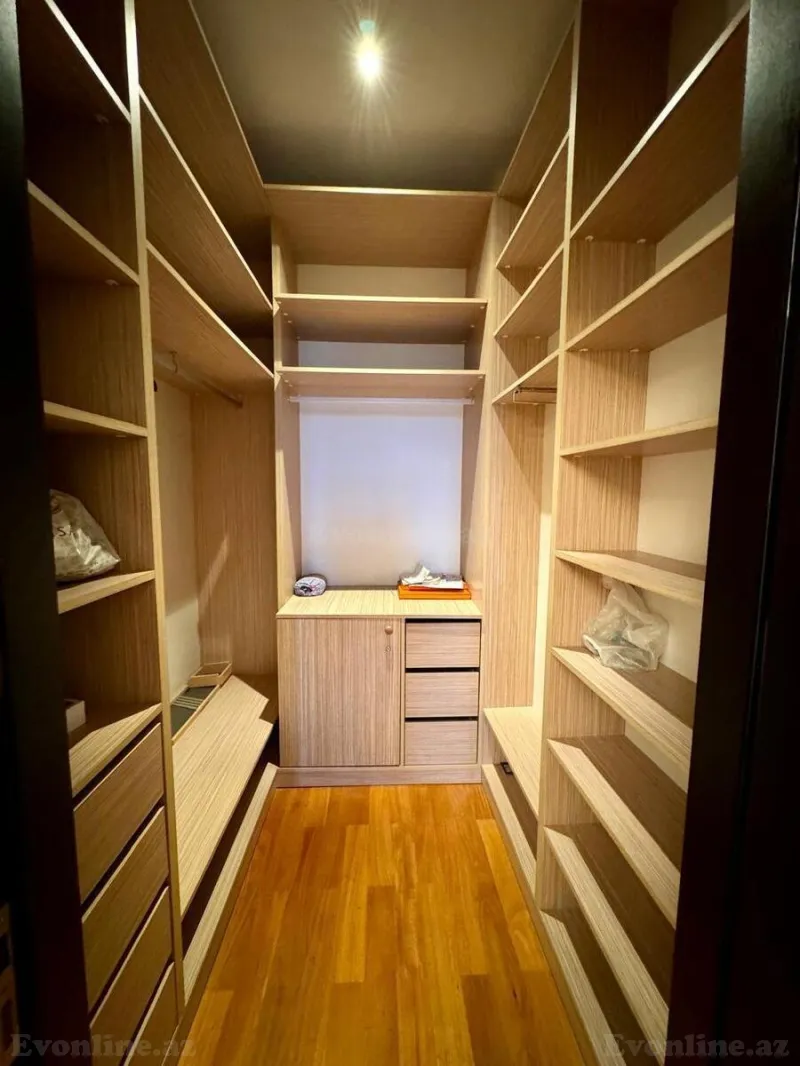 Satılır 3 otaqlı Mənzil Yeni tikili 141 m² 28 May m. - şəkil 15