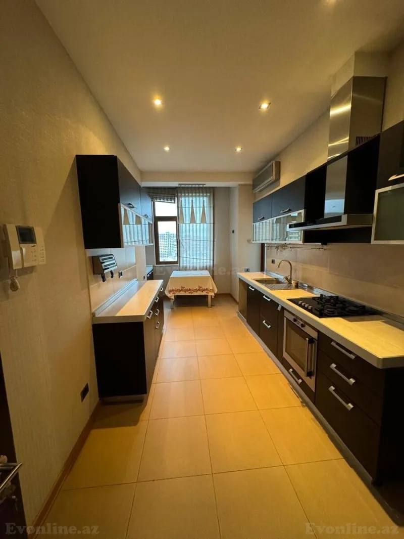 Satılır 3 otaqlı Mənzil Yeni tikili 141 m² 28 May m. - şəkil 16