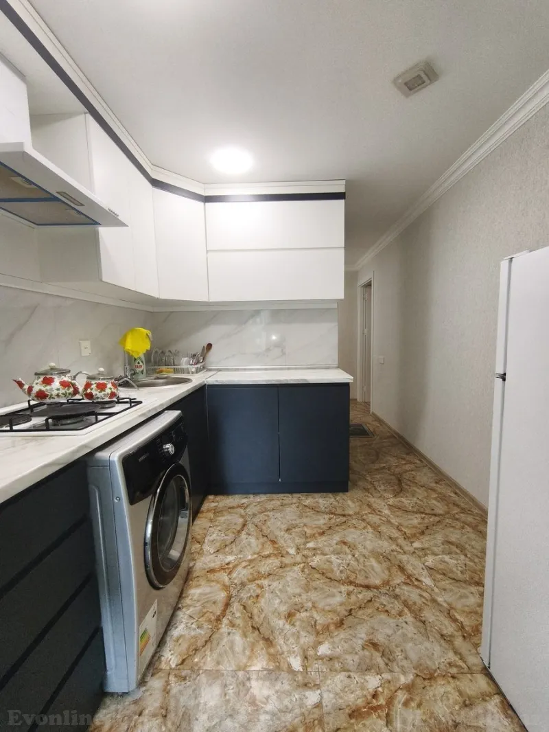 Kirayə verilir 2 otaqlı Mənzil Köhnə tikili 60 m² Nərimanov r. - şəkil 2