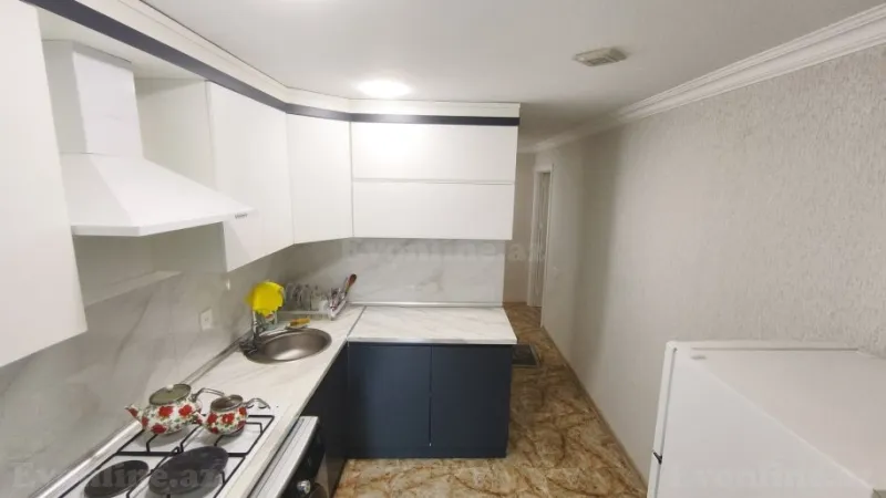 Kirayə verilir 2 otaqlı Mənzil Köhnə tikili 60 m² Nərimanov r. - şəkil 3