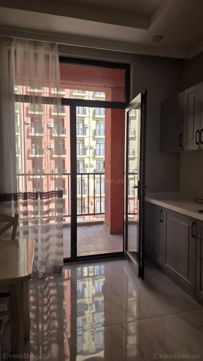 Kirayə verilir 2 otaqlı Mənzil Yeni tikili 90 m² 8-ci mikrorayon - şəkil 9