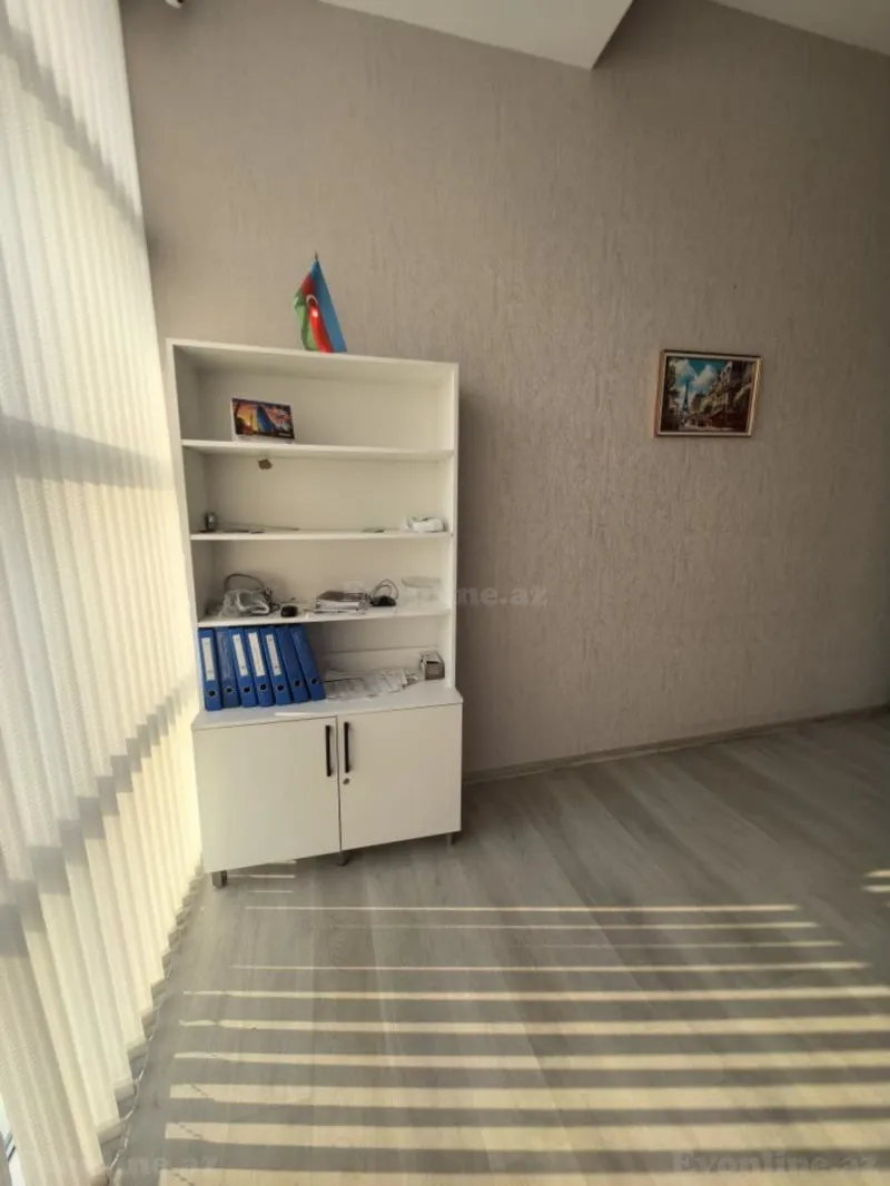 Kirayə verilir Ofis 40 m² Elmlər Akademiyası m. - şəkil 3