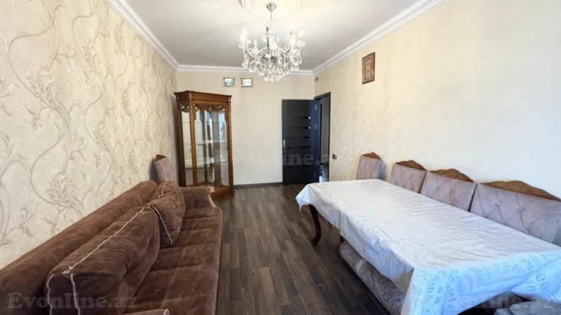 Satılır 2 otaqlı Mənzil Köhnə tikili 60 m² Suraxanı r.