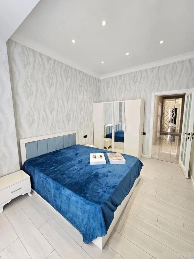 Kirayə verilir 3 otaqlı Mənzil Yeni tikili 120 m² Gənclik m. - şəkil 4