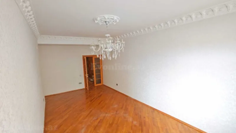 Satılır 4 otaqlı Mənzil Yeni tikili 130 m² Həzi Aslanov - şəkil 3
