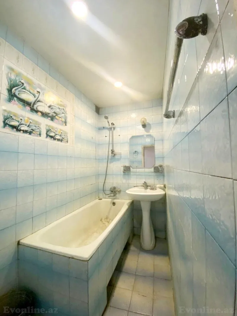 Kirayə verilir 4 otaqlı Mənzil Köhnə tikili 110 m² Qara Qarayev m. - şəkil 3