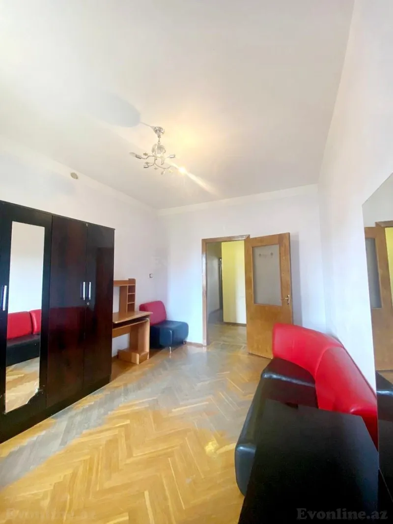 Kirayə verilir 4 otaqlı Mənzil Köhnə tikili 110 m² Qara Qarayev m. - şəkil 11