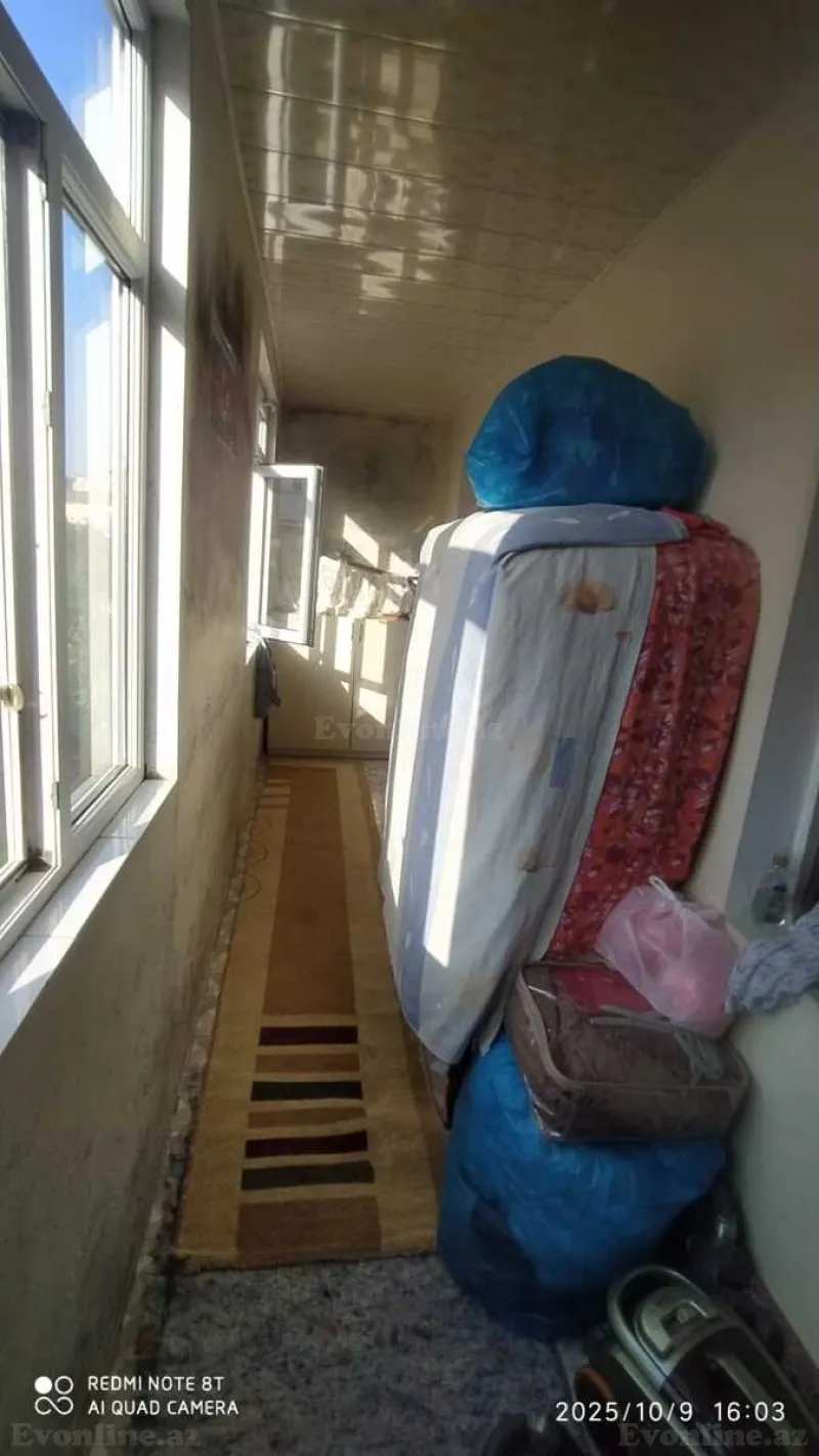 4 otaqlı Mənzil 100 m² Sabunçu r. Satılır