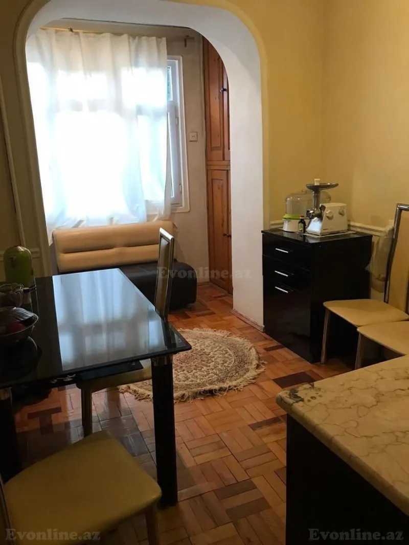 Satılır 4 otaqlı Mənzil Köhnə tikili 160 m² 8-ci mikrorayon - şəkil 7