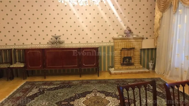 Satılır 4 otaqlı Mənzil Köhnə tikili 160 m² 8-ci mikrorayon - şəkil 8