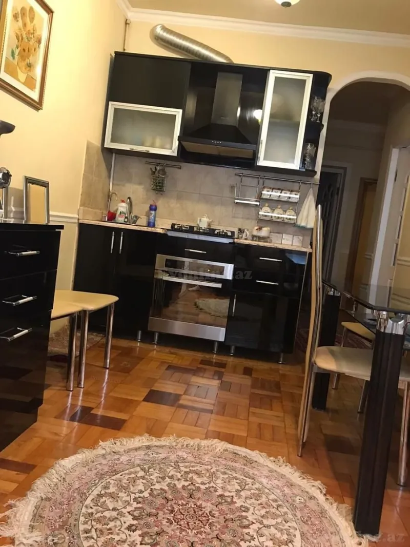Satılır 4 otaqlı Mənzil Köhnə tikili 160 m² 8-ci mikrorayon - şəkil 9