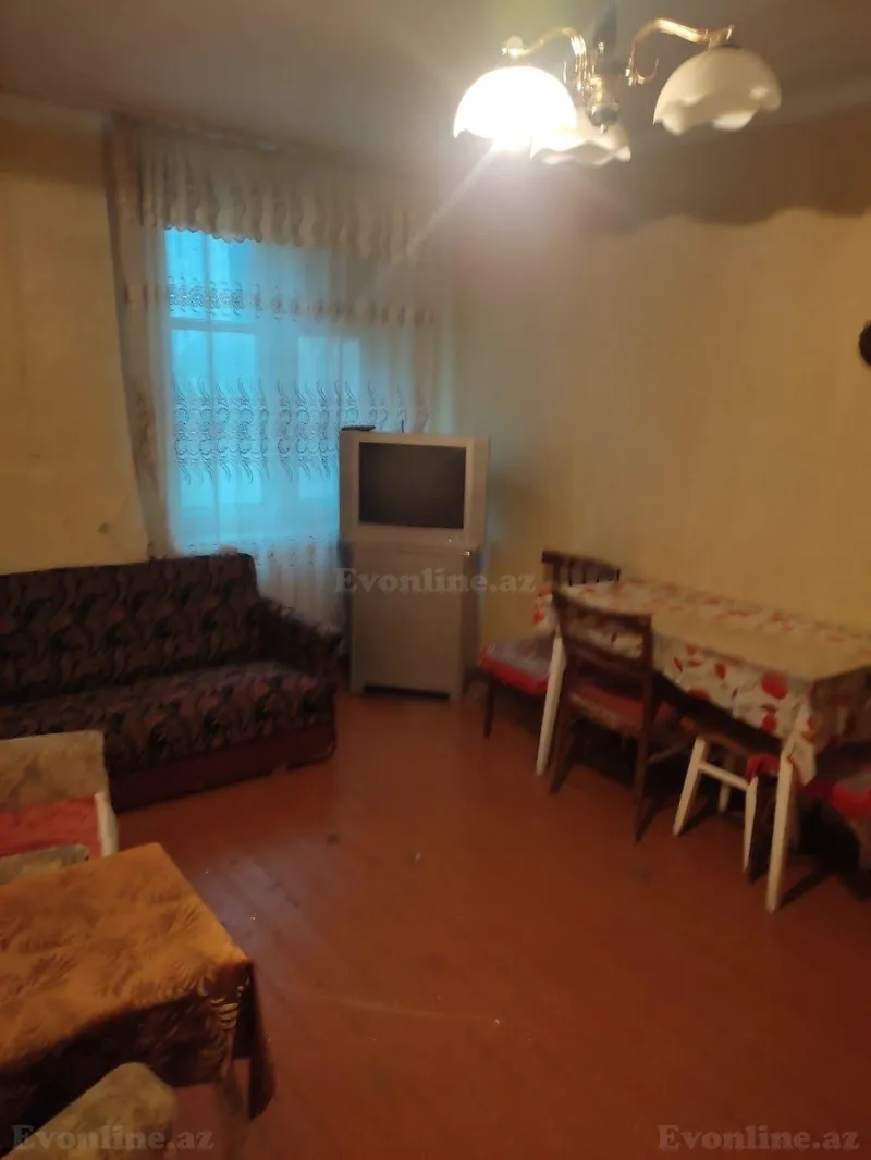 Satılır 2 otaqlı Mənzil Köhnə tikili 55 m² Yasamal - şəkil 2