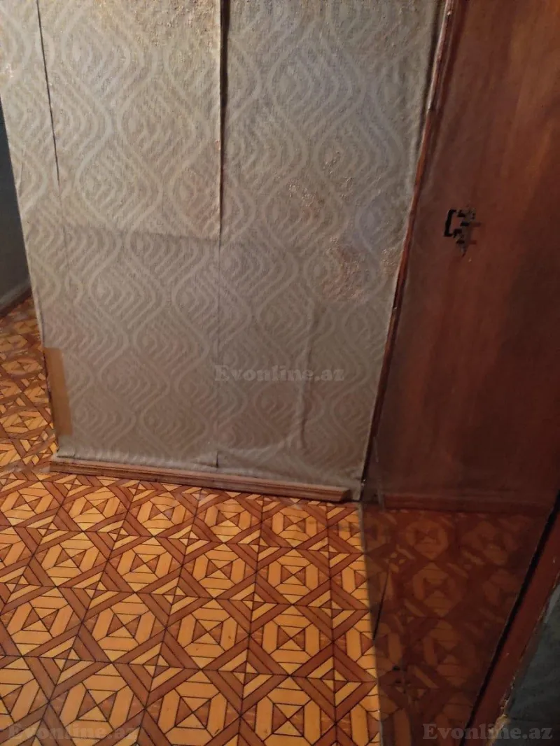 Satılır 2 otaqlı Mənzil Köhnə tikili 55 m² Yasamal - şəkil 3