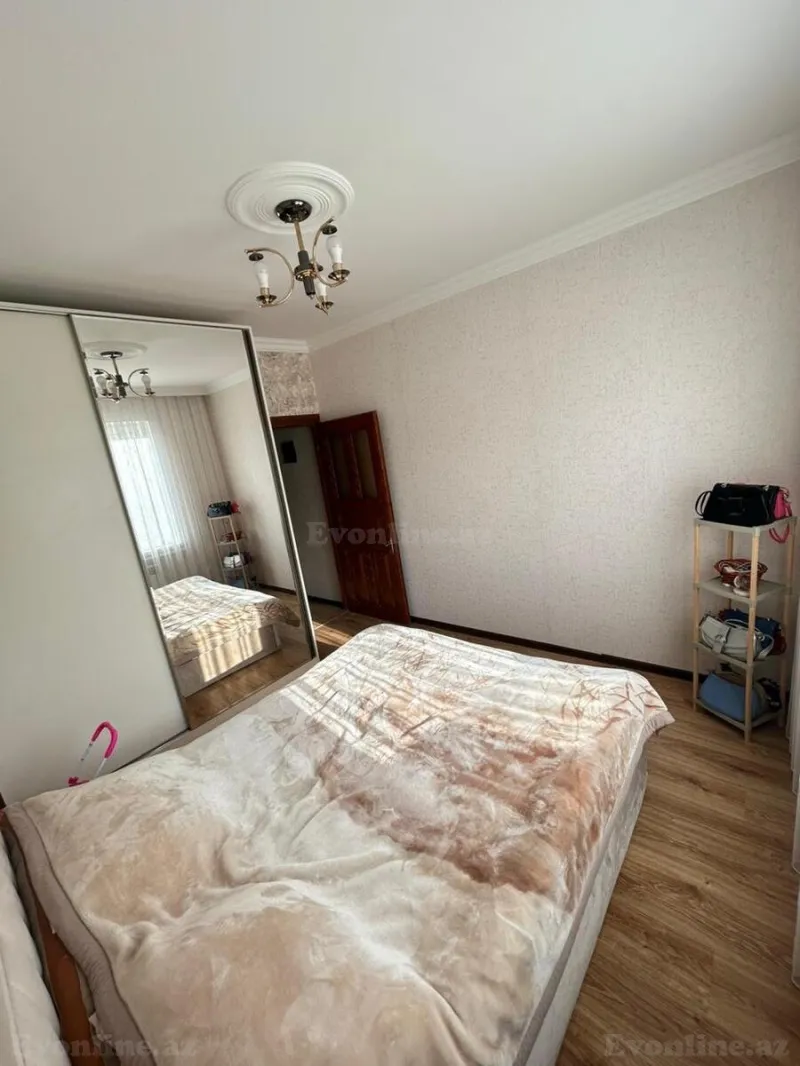 Satılır 2 otaqlı Mənzil Köhnə tikili 57 m² Suraxanı r. - şəkil 8