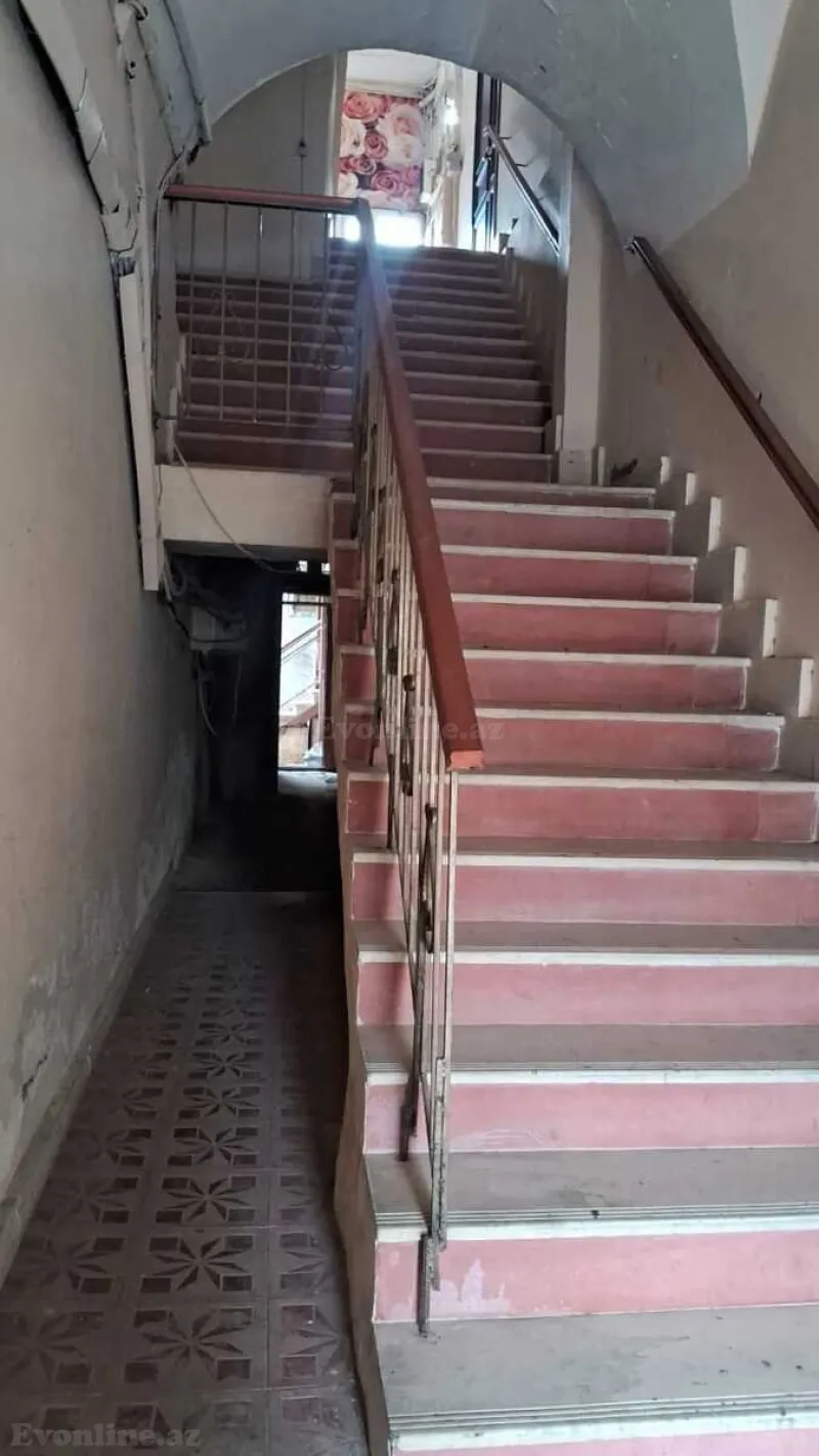 Kirayə verilir 1 otaqlı Mənzil Köhnə tikili 35 m² Sahil m. - şəkil 17