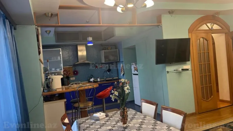 Kirayə verilir 3 otaqlı Mənzil Köhnə tikili 83 m² Nərimanov r. - şəkil 6