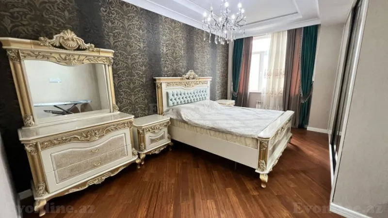 Kirayə verilir 3 otaqlı Mənzil Yeni tikili 160 m² Xətai m. - şəkil 2