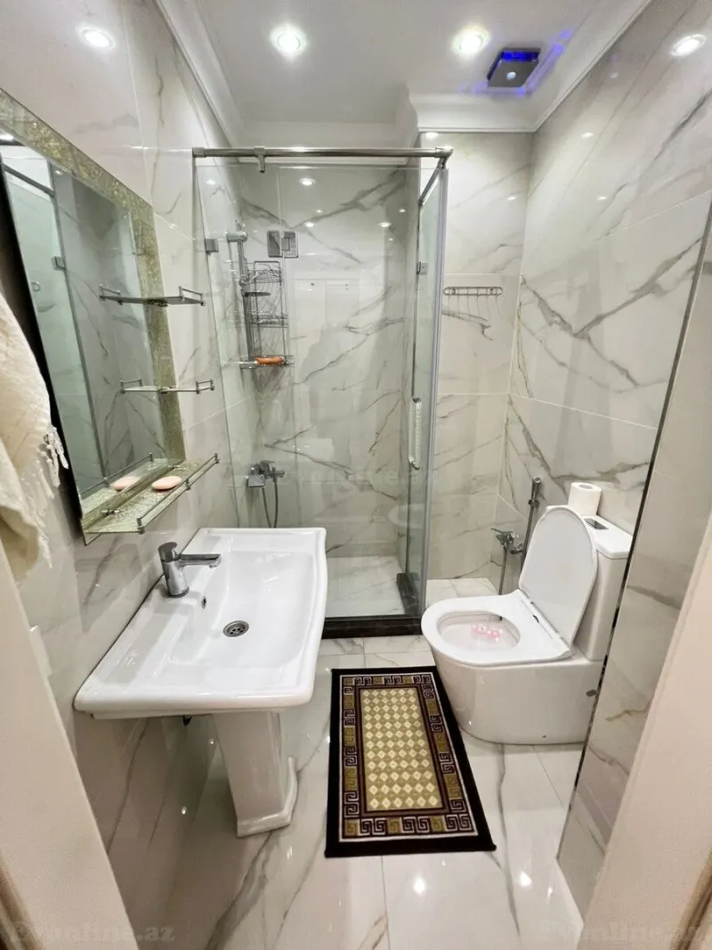 Kirayə verilir 3 otaqlı Mənzil Yeni tikili 160 m² Xətai m. - şəkil 8