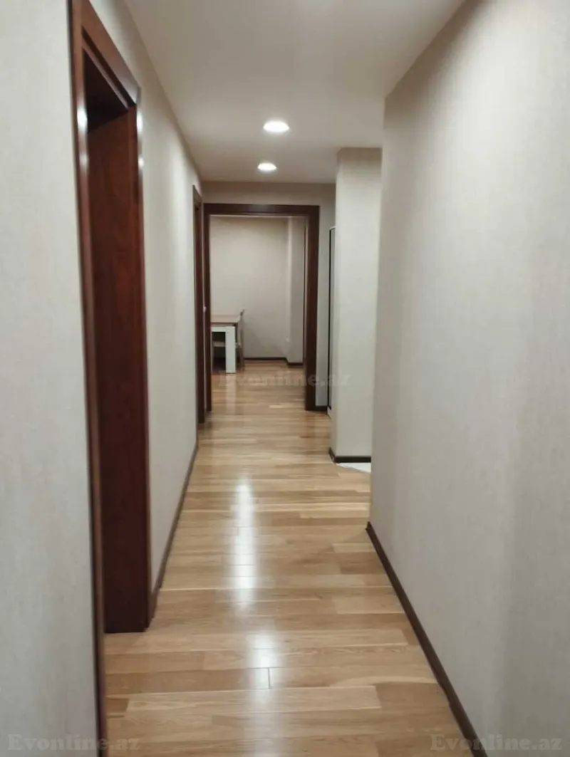 Kirayə verilir 3 otaqlı Mənzil Yeni tikili 120 m² 28 May m. - şəkil 12
