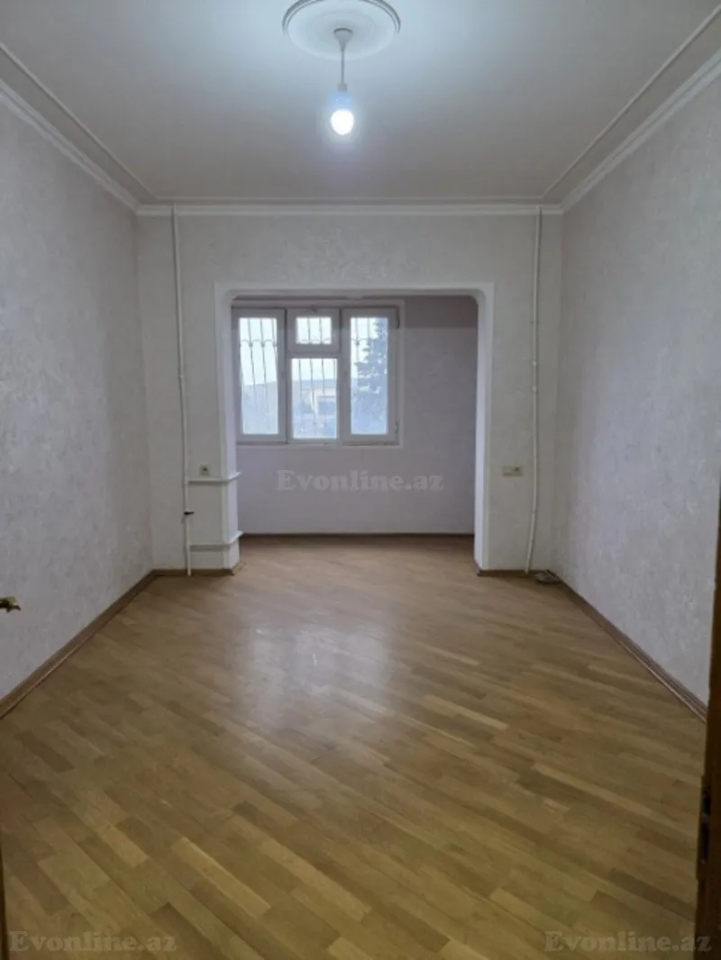 Satılır 2 otaqlı Mənzil Köhnə tikili 60 m² 20 Yanvar m. - şəkil 7