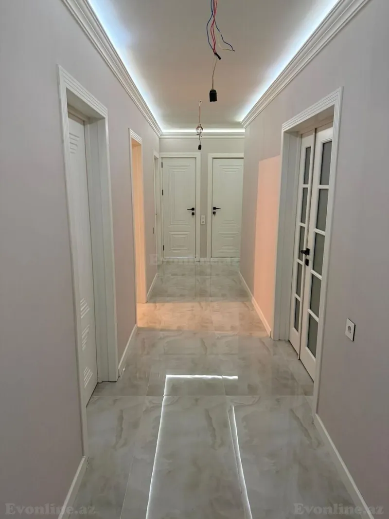Satılır 5 otaqlı Mənzil Köhnə tikili 125 m² Xalqlar Dostluğu m. - şəkil 10