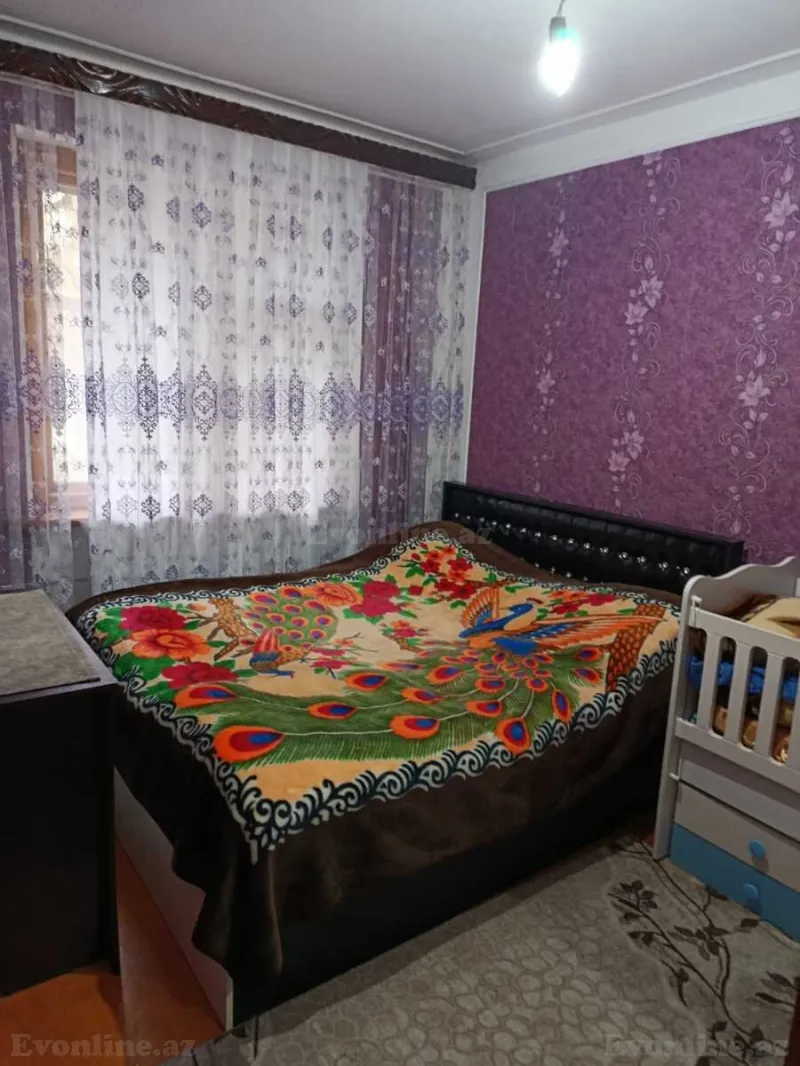Satılır 4 otaqlı Mənzil Köhnə tikili 75 m² Suraxanı r. - şəkil 4