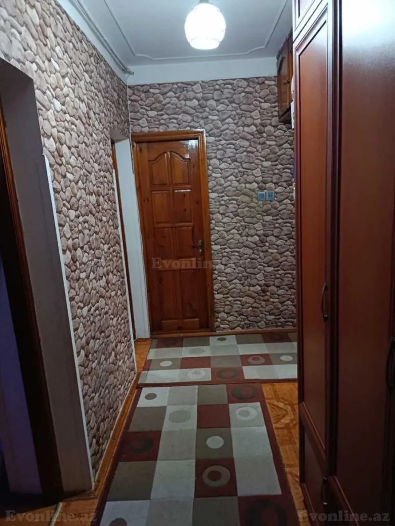 Satılır 4 otaqlı Mənzil Köhnə tikili 75 m² Suraxanı r. - şəkil 7