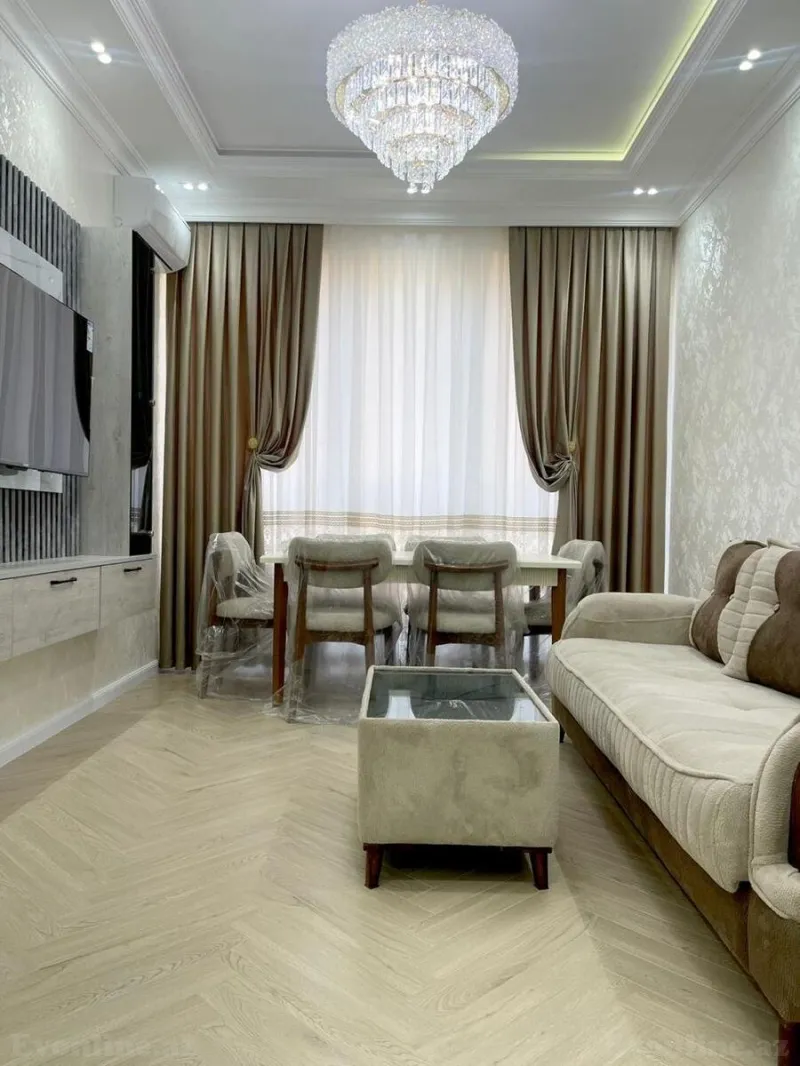 Kirayə verilir 2 otaqlı Mənzil Yeni tikili 50 m² 20 Yanvar m.
