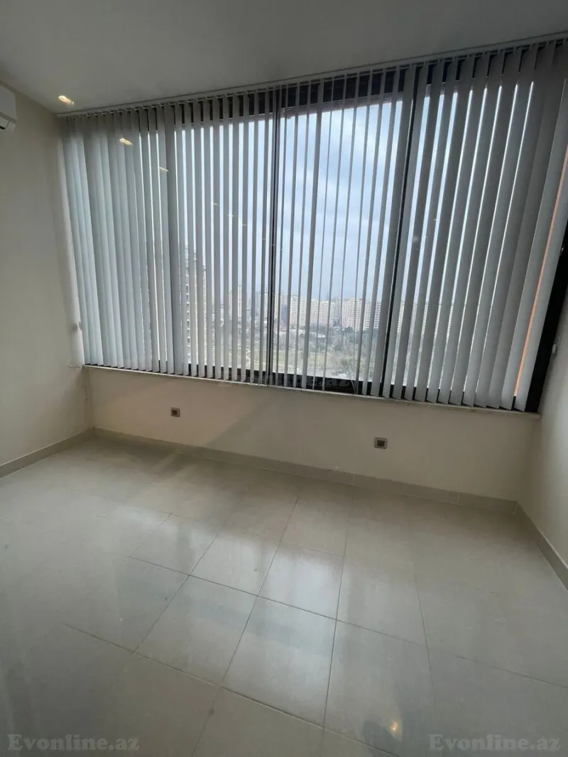 Kirayə verilir 5 otaqlı Mənzil Yeni tikili 400 m² Xətai r. - şəkil 25