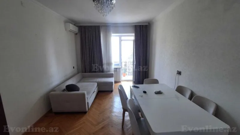 3 otaqlı Mənzil 80 m² İçərişəhər m. Kirayə verilir