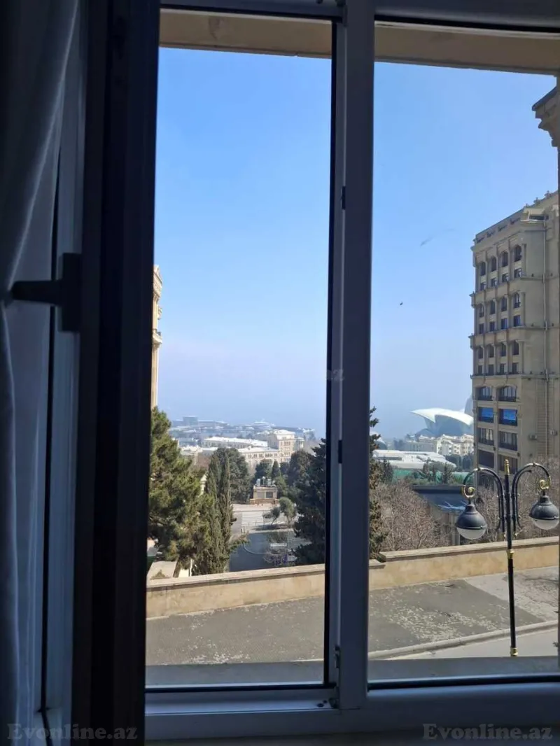 Kirayə verilir 3 otaqlı Mənzil Köhnə tikili 80 m² İçərişəhər m. - şəkil 4