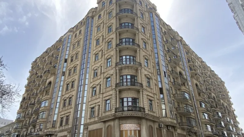 Satılır 3 otaqlı Mənzil Yeni tikili 140 m² Sahil m. - şəkil 18