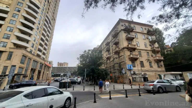 2 otaqlı Ofis 50 m² Nizami m. Kirayə verilir