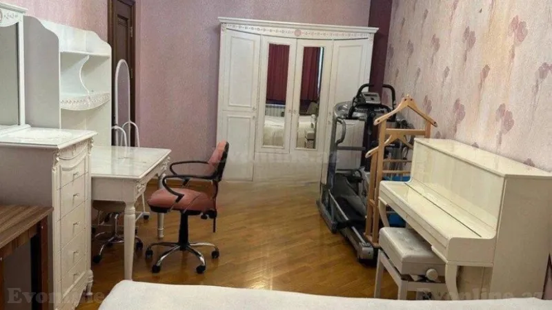 Kirayə verilir 4 otaqlı Mənzil Yeni tikili 213 m² Elmlər Akademiyası m. - şəkil 6