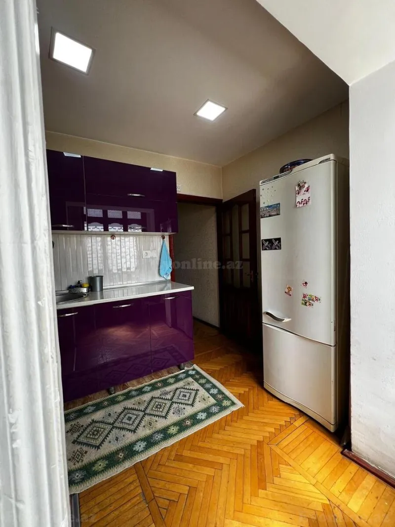 Satılır 5 otaqlı Mənzil Köhnə tikili 120 m² İnşaatçılar m. - şəkil 11