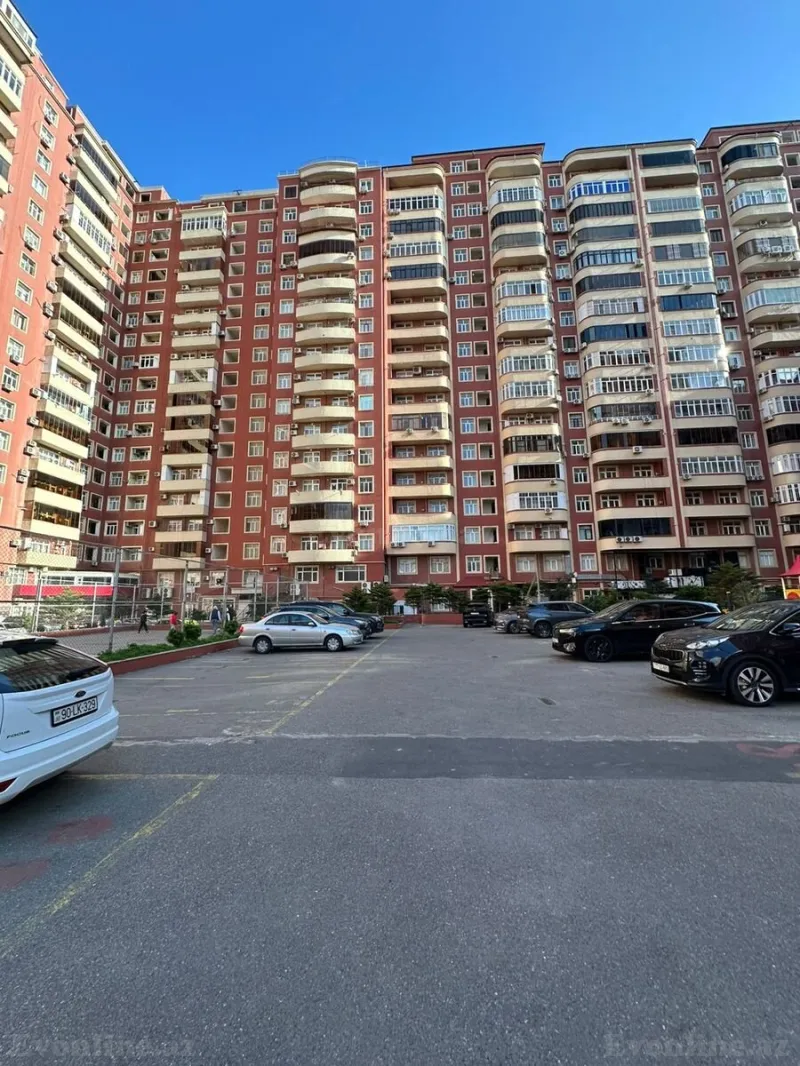 Satılır 3 otaqlı Mənzil Yeni tikili 150 m² 8-ci mikrorayon