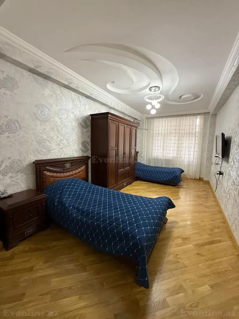 Satılır 3 otaqlı Mənzil Yeni tikili 150 m² 8-ci mikrorayon - şəkil 5