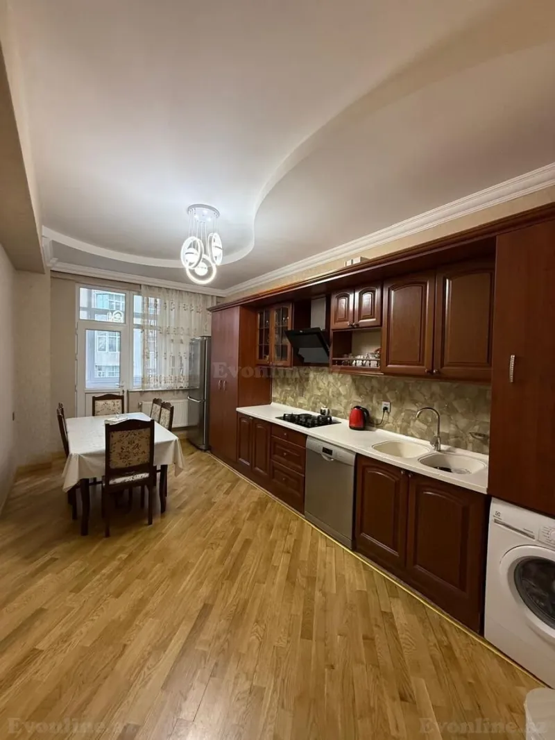 Satılır 3 otaqlı Mənzil Yeni tikili 150 m² 8-ci mikrorayon - şəkil 8