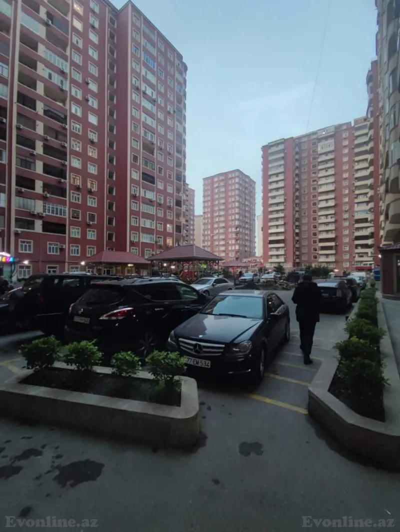 Satılır 3 otaqlı Mənzil Yeni tikili 150 m² 8-ci mikrorayon - şəkil 14
