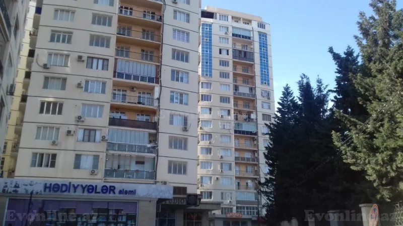 Satılır 2 otaqlı Mənzil Yeni tikili 92 m² 8-ci mikrorayon