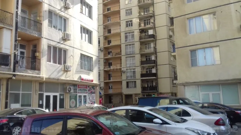 Satılır 2 otaqlı Mənzil Yeni tikili 92 m² 8-ci mikrorayon - şəkil 2