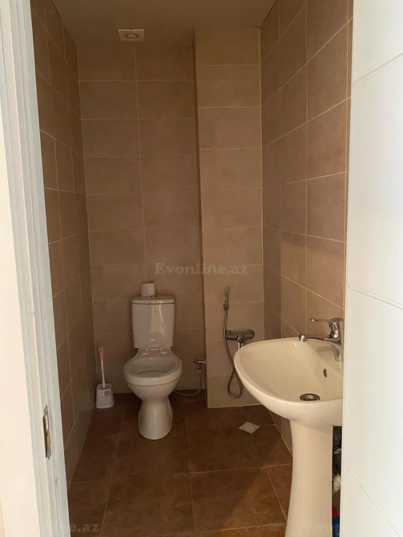 Kirayə verilir Ofis 70 m² 28 May m. - şəkil 3
