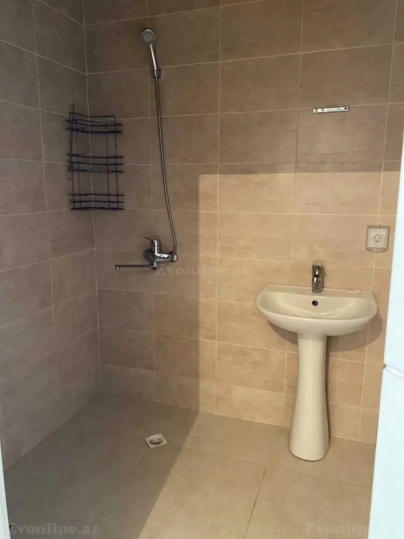 Kirayə verilir Ofis 70 m² 28 May m. - şəkil 12