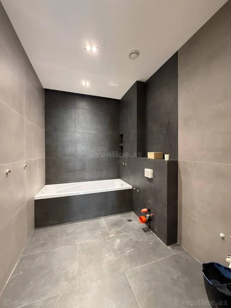 Satılır 3 otaqlı Mənzil Yeni tikili 150 m² İçərişəhər m. - şəkil 14