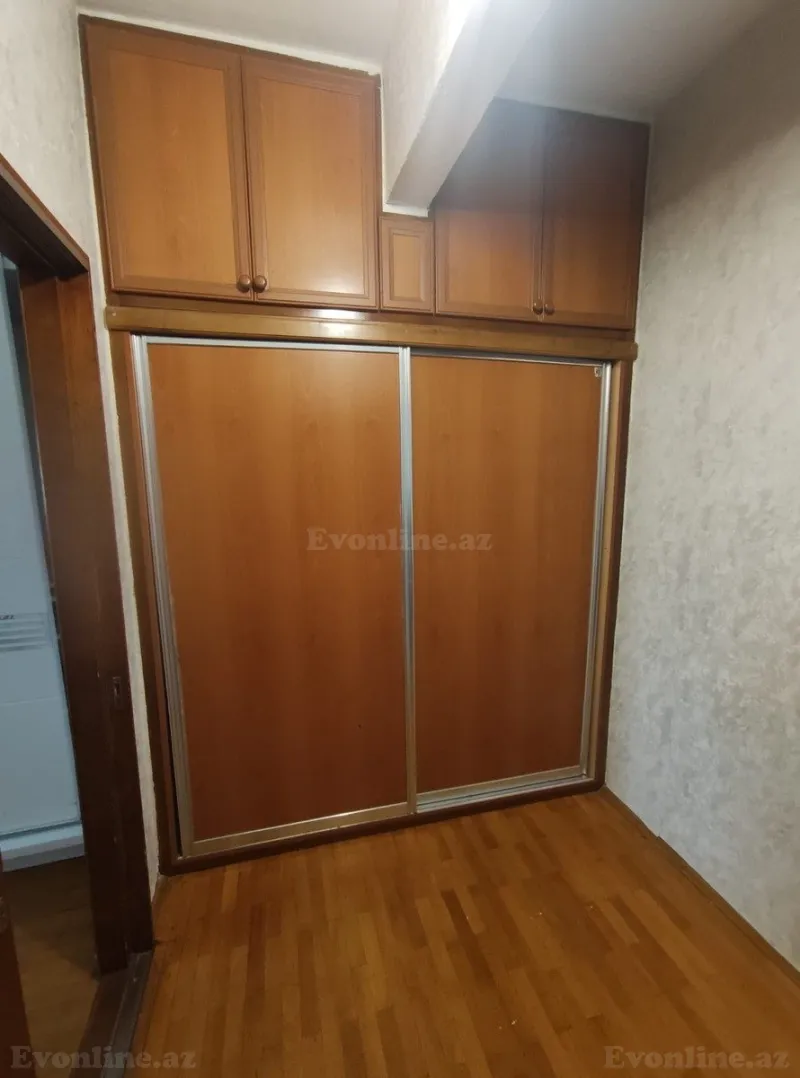 Kirayə verilir 2 otaqlı Mənzil Köhnə tikili 75 m² 8-ci mikrorayon - şəkil 4