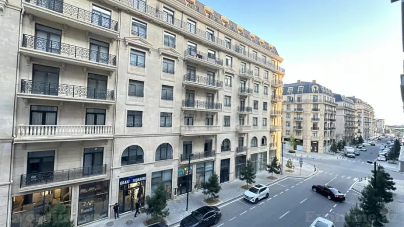 Satılır 5 otaqlı Mənzil Yeni tikili 205 m² Xətai r. - şəkil 14