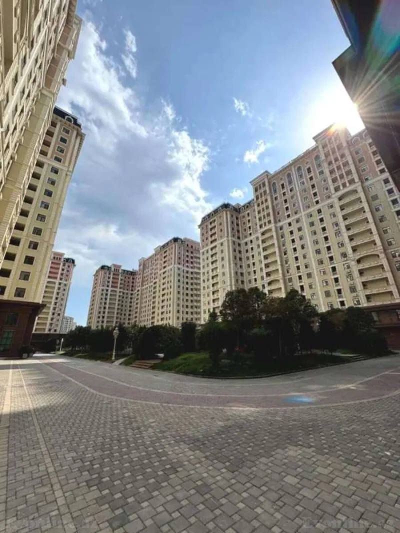 Satılır 2 otaqlı Mənzil Yeni tikili 91 m² Elmlər Akademiyası m.