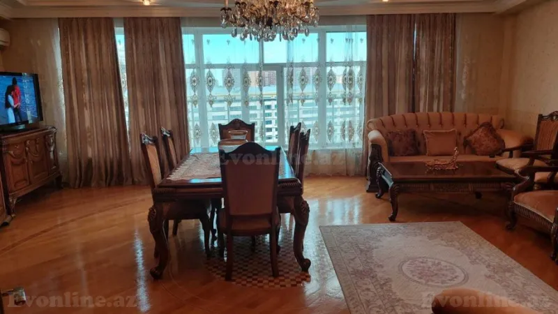 4 otaqlı Mənzil 200 m² Binəqədi r. Satılır