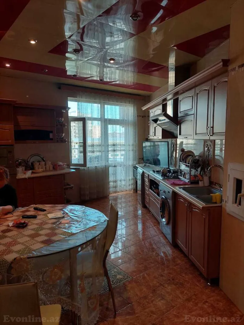 Satılır 4 otaqlı Mənzil Yeni tikili 200 m² Binəqədi r. - şəkil 5